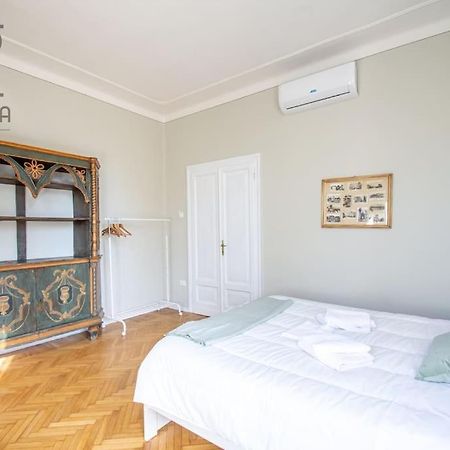 Vittoria Apartments: Viale Dante Vicenza Kültér fotó