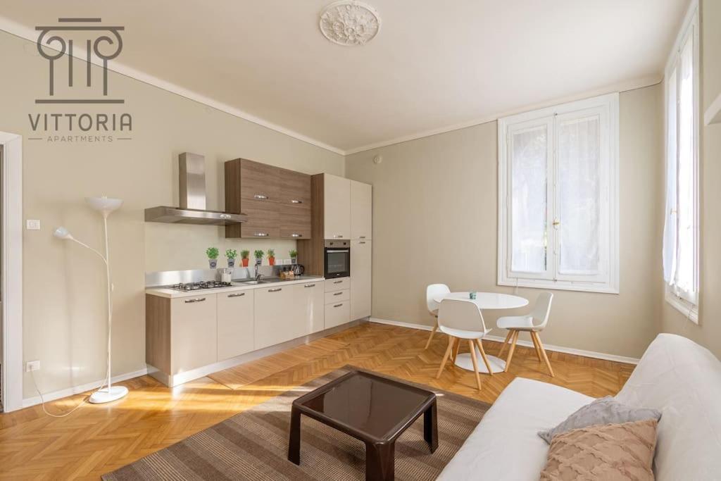 Vittoria Apartments: Viale Dante Vicenza Kültér fotó